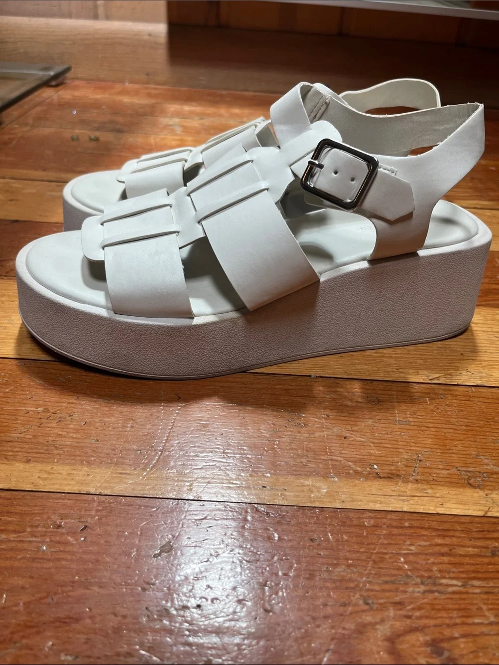 Indigo White Platform Sandals with Buckle